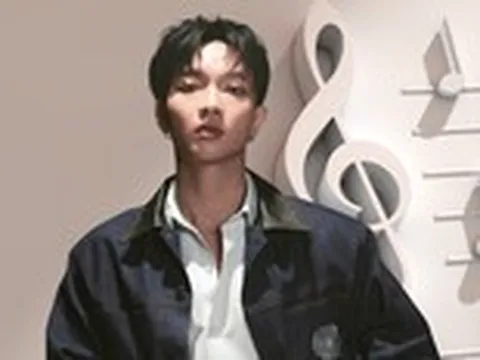 Hoàng Dũng đã chán Nàng thơ?
