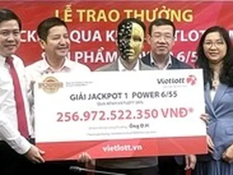 Tối nay, một khách hàng Vietlott đã trúng số tiền kỷ lục: hơn 344,9 tỉ đồng
