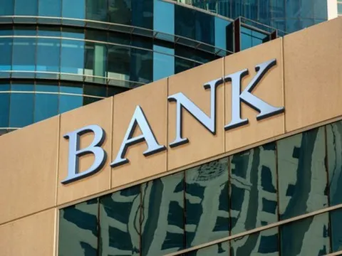 Sau VietABank, thêm một ngân hàng chuẩn bị lên sàn HoSE: Cổ đông vừa nhận hơn 107 triệu cổ phiếu thưởng, chuẩn bị chào bán thêm gần 270 triệu cổ phiếu với giá 10.000 đồng/cp