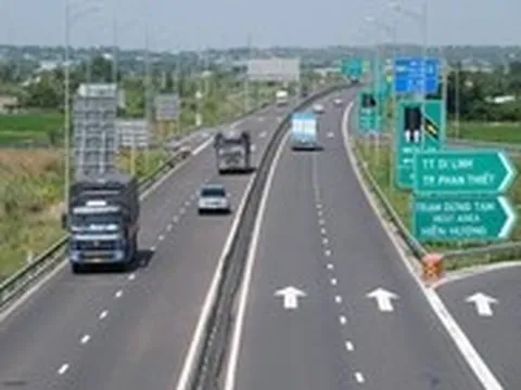 Đề nghị đầu tư làn dừng khẩn cấp, lắp camera giám sát toàn tuyến cao tốc Vĩnh Hảo - Phan Thiết