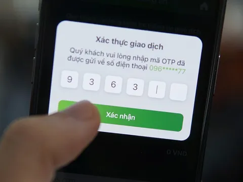 Lý do hàng triệu người bị trừ sạch tiền trong tài khoản ngân hàng