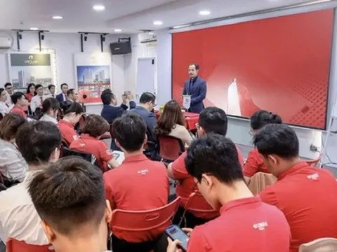 "Hãy thôi làm nghề môi giới BĐS theo kiểu tạm bợ, chộp giật hay sống bằng may rủi thị trường"