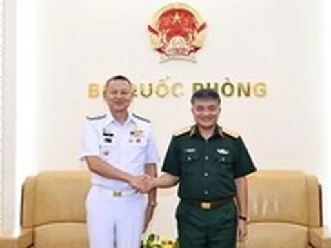 Thượng tướng Nguyễn Văn Hiền tiếp Tư lệnh Hải quân Hoàng gia Thái Lan