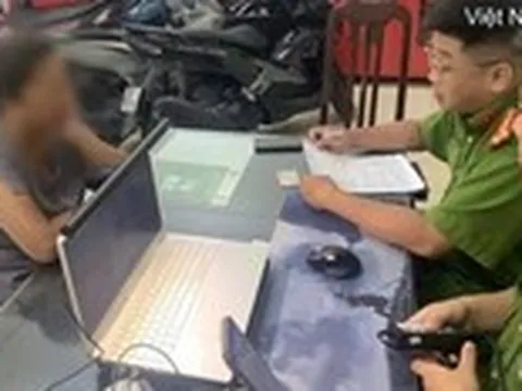 Xử lý người đòi thu tiền xe tại điểm đậu xe miễn phí ở nhà tang lễ