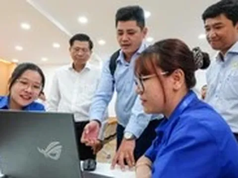 HĐND TP.HCM khảo sát phường Bình Tây: Phong cách làm việc mới, người dân ủng hộ