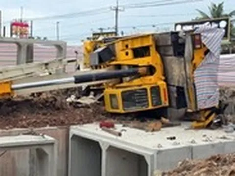 Sập cần cẩu trên công trường cao tốc Biên Hòa - Vũng Tàu làm một người chết