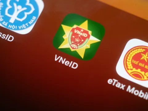 Bộ Công an cảnh báo lừa đảo, cài VNeID giả sau sáp nhập