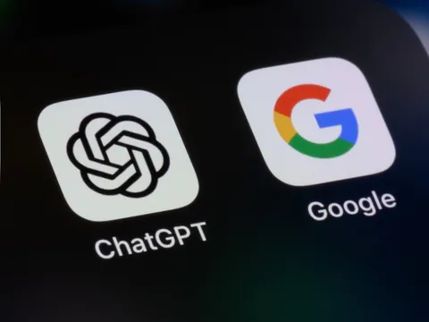 Sếp Microsoft nuối tiếc cho Google: Họ suýt ra mắt "ChatGPT" trước cả OpenAI, nhưng vì các lý do này mà bỏ lỡ