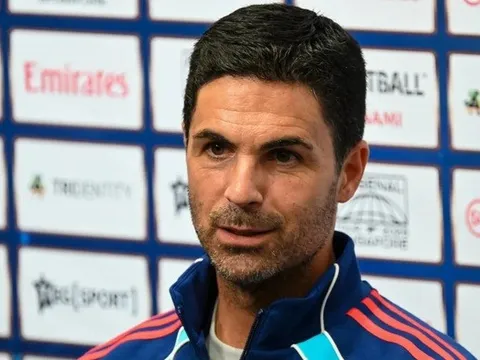 HLV Arteta giải thích lý do Arsenal chiêu mộ nhiều cầu thủ từ Chelsea