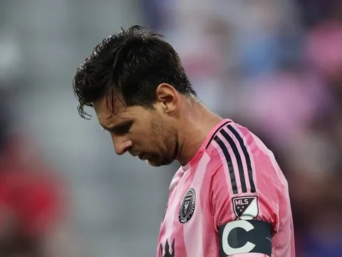 Phản ứng của Messi khi bị đình chỉ thi đấu