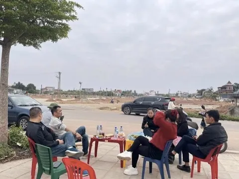Bát nháo đào tạo môi giới bất động sản: Nguy cơ môi giới không chuyên “thổi giá” gây sốt ảo thị trường