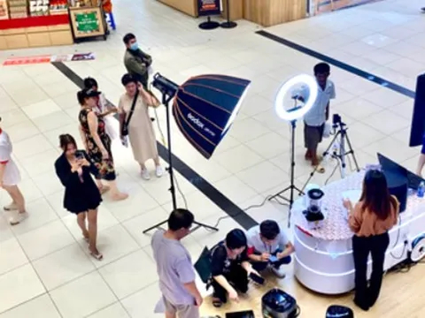 Hàng loạt quy định mới dành cho người livestream bán hàng