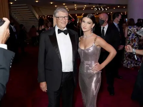 Từng bỏ học Harvard để thành lập Microsoft, vì sao Bill Gates không cho con gái nghỉ học để khởi nghiệp ứng dụng công nghệ của riêng mình?