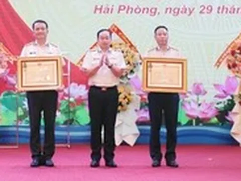 Hai phòng của Quân chủng Hải quân đón nhận Huân chương Bảo vệ Tổ quốc hạng nhất