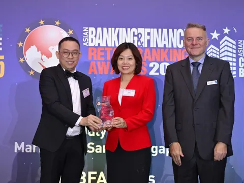 Techcombank được vinh danh "Ngân hàng bán lẻ nội địa tốt nhất Việt Nam 2025" năm thứ 4 liên tiếp