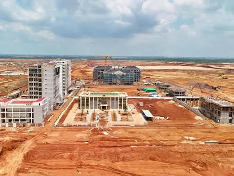 Dự án xịn nhất Việt Nam từng xin lùi tiến độ, được Thủ tướng ra tối hậu thư: Còn đúng 5 tháng, 13.000 người tăng tốc, gói thầu lớn nhất có tin vui