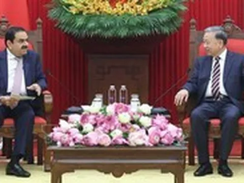Tập đoàn Adani cam kết đầu tư chiến lược 10 tỉ USD vào Việt Nam