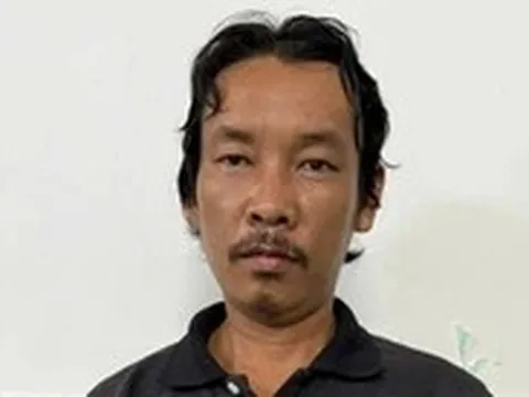 Bị phát hiện nồng độ cồn gấp 3 lần kịch khung, dùng chìa khóa tấn công cảnh sát giao thông