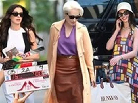 Ức chế vì The Devil Wears Prada 2 bị paparazzi đeo bám, 'spoil' quá đà nội dung phim