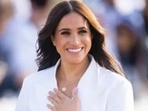 Netflix chia tay, tài chính lao đao: Meghan Markle vẫn mơ thành Anna Wintour mới
