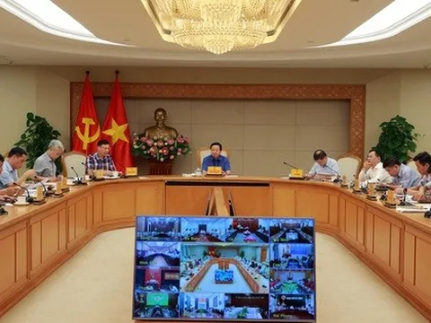 Chính phủ họp với lãnh đạo các Bộ và 17 tỉnh, thành phố bàn nhiều nội dung quan trọng liên quan đến đất đai