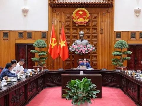 Thủ tướng làm việc với tập đoàn công nghệ vừa xuất khẩu 5.000 UAV sang Hàn Quốc
