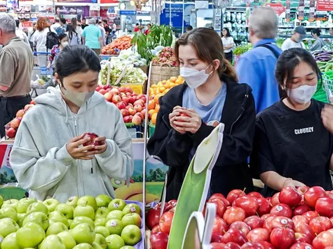 Tăng cho vay phải giữ giá cả