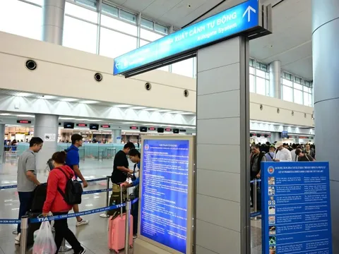 Tân Sơn Nhất cần học hỏi, cập nhật từ sân bay Singapore, Qatar