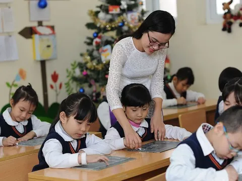 Chưa thay đổi cách tính định mức giáo viên theo vùng