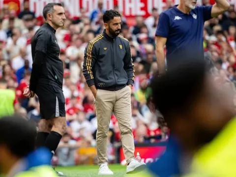 HLV Amorim cho rằng sự căng thẳng của CĐV Man Utd đã ảnh hưởng đến cầu thủ