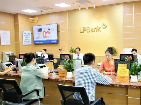 LPBank dự chi hơn 2.100 tỷ đồng mua lại trái phiếu trước hạn