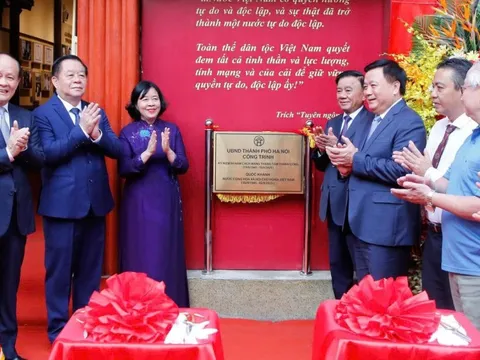 Hà Nội gắn biển công trình 48 Hàng Ngang, nơi Bác Hồ viết Tuyên ngôn độc lập