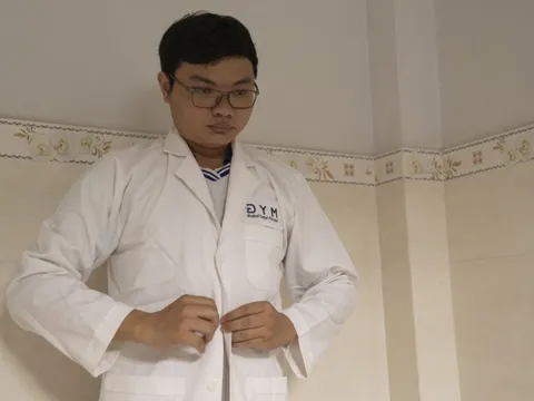 Không chỉ cứu tôi học phí năm đầu, Tuổi Trẻ còn tặng cho tôi 'người cha'