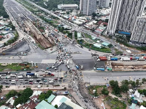 Nút giao An Phú dự kiến chậm tiến độ 12 tháng: Chủ tịch UBND TP.HCM yêu cầu làm xong vào cuối 2025