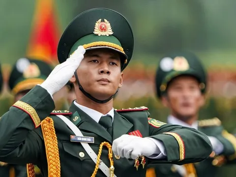 Chủ tịch Hà Nội: Ưu tiên vị trí hàng đầu cho cựu chiến binh, phụ nữ, trẻ em xem lễ diễu binh
