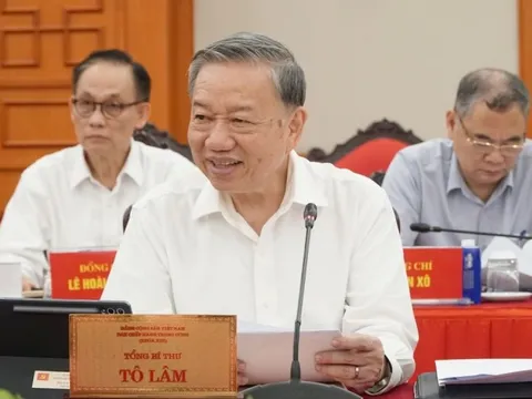 Bộ Chính trị cho ý kiến đề án nhân sự Đại hội Đảng bộ TP.HCM, Hà Nội