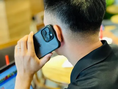 Vừa nhận thông báo chuyển khoản thành công 410 triệu đồng, nam sinh 2007 ở Hà Nội xác nhận rồi báo công an