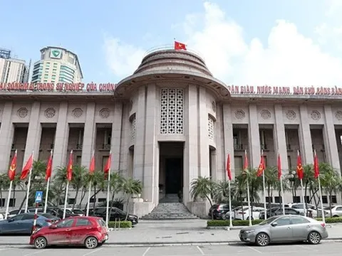Ngày 26/8: Ngân hàng Nhà nước tiếp tục bán USD can thiệp, giá đô ngân hàng tăng trở lại