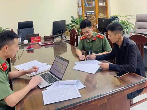 Ra lệnh tạm giam đối tượng lập 21 tài khoản Facebook, Zalo..., 8 tài khoản ngân hàng để lừa đảo nhiều người
