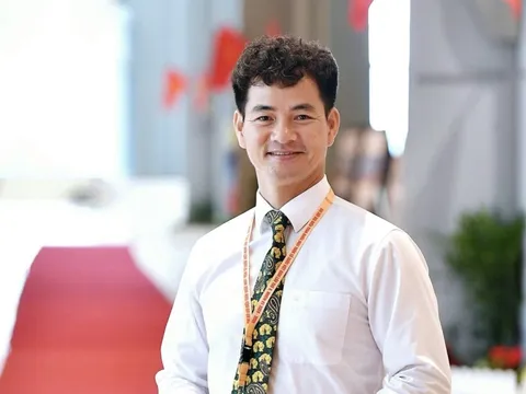 NSND Xuân Bắc nhận câu nói bất ngờ sau cuộc gọi trao thưởng