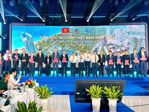Tập đoàn hàng đầu về tài sản số 'bắt tay' với Đà Nẵng thúc đẩy ứng dụng blockchain trong quản trị và hạ tầng số
