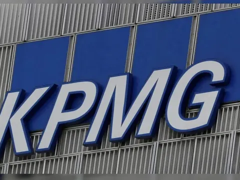 Tạo ra đoạn prompt dài 100 trang, hãng kiểm toán KPMG tăng hiệu suất làm việc gấp 10 lần