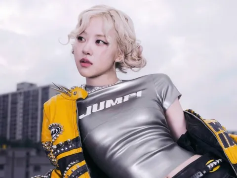 Rosé BlackPink nhẹ nhàng 'bỏ túi' 11 tỉ won qua YouTube nhờ cơn sốt APT.