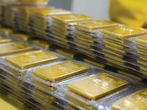 Giữa lúc giá vàng lập kỷ lục, một ngân hàng tung quà “khủng” 10 lượng SJC cho khách mở tài khoản dịp Quốc khánh