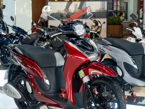 Honda SH Mode hạ giá kịch sàn, rẻ chưa từng có