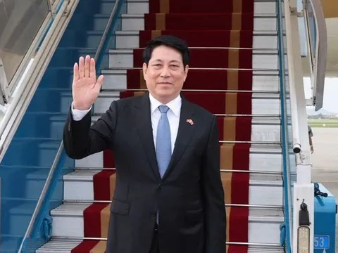 Chủ tịch nước Lương Cường lên đường dự lễ kỷ niệm chiến thắng phát xít tại Trung Quốc
