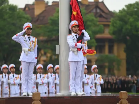 Không tổ chức quốc tang với lãnh đạo chủ chốt bị kỷ luật, thôi chức vụ