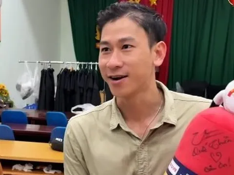 Trung tá Lê Tấn Châu 'ám ảnh' món quà của Lê Dương Bảo Lâm