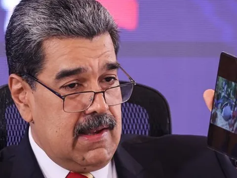 Tổng thống Venezuela ca ngợi chiếc điện thoại của Trung Quốc là "tốt nhất thế giới", không ai có thể hack