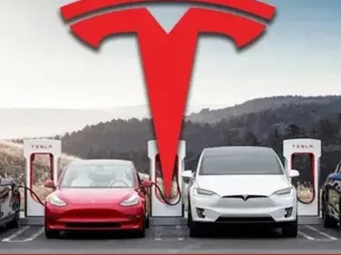 Có điều gì đặc biệt trong gói lương thưởng 1.000 tỷ USD Tesla đề xuất cho CEO Elon Musk?